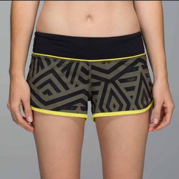 Lululemon Run: Speed Short *4-way Stretch - Picture 2 of 5